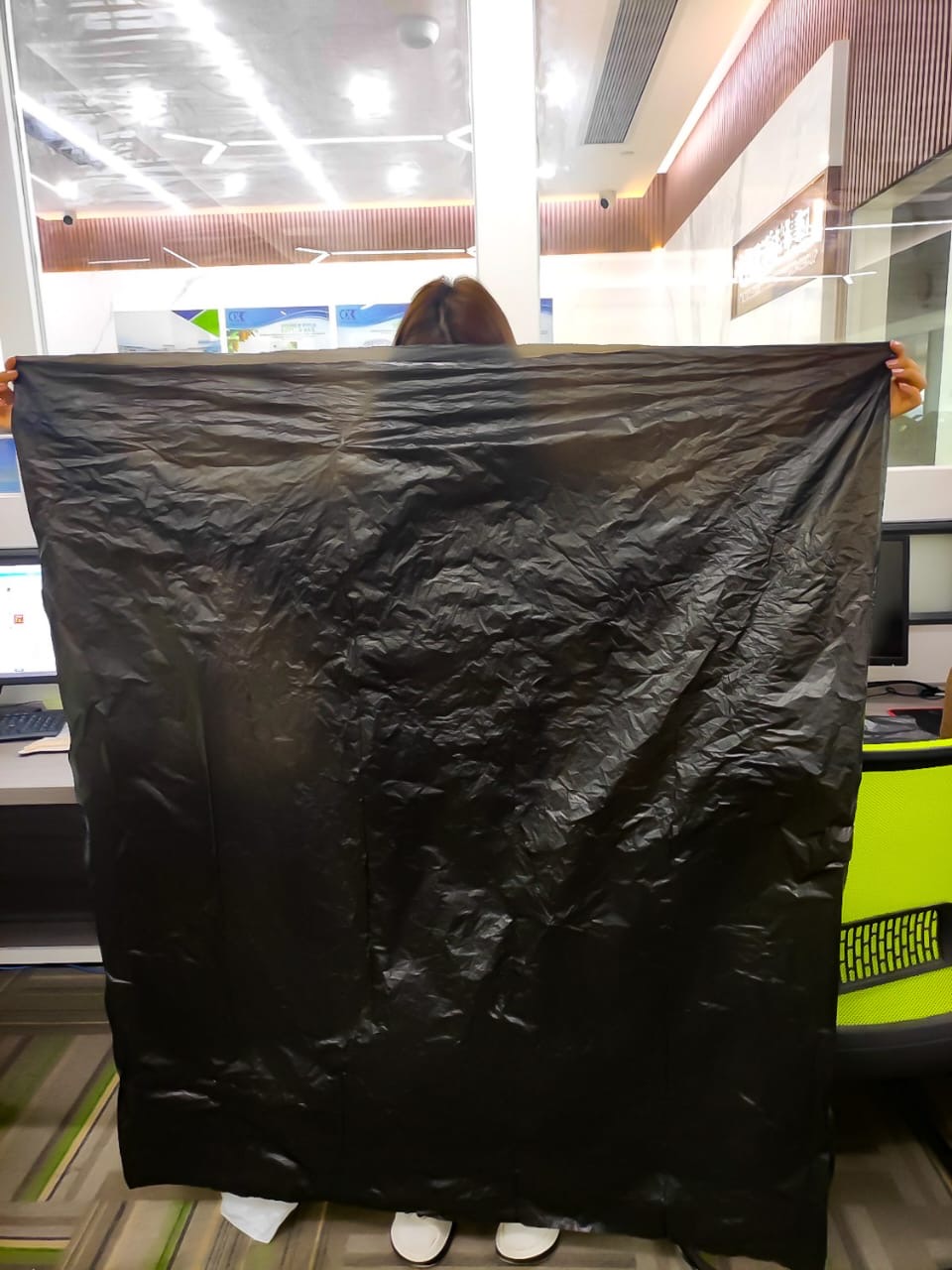 20pcs of 240L HEAVY DUTY Wheelie Bin Bags image 3